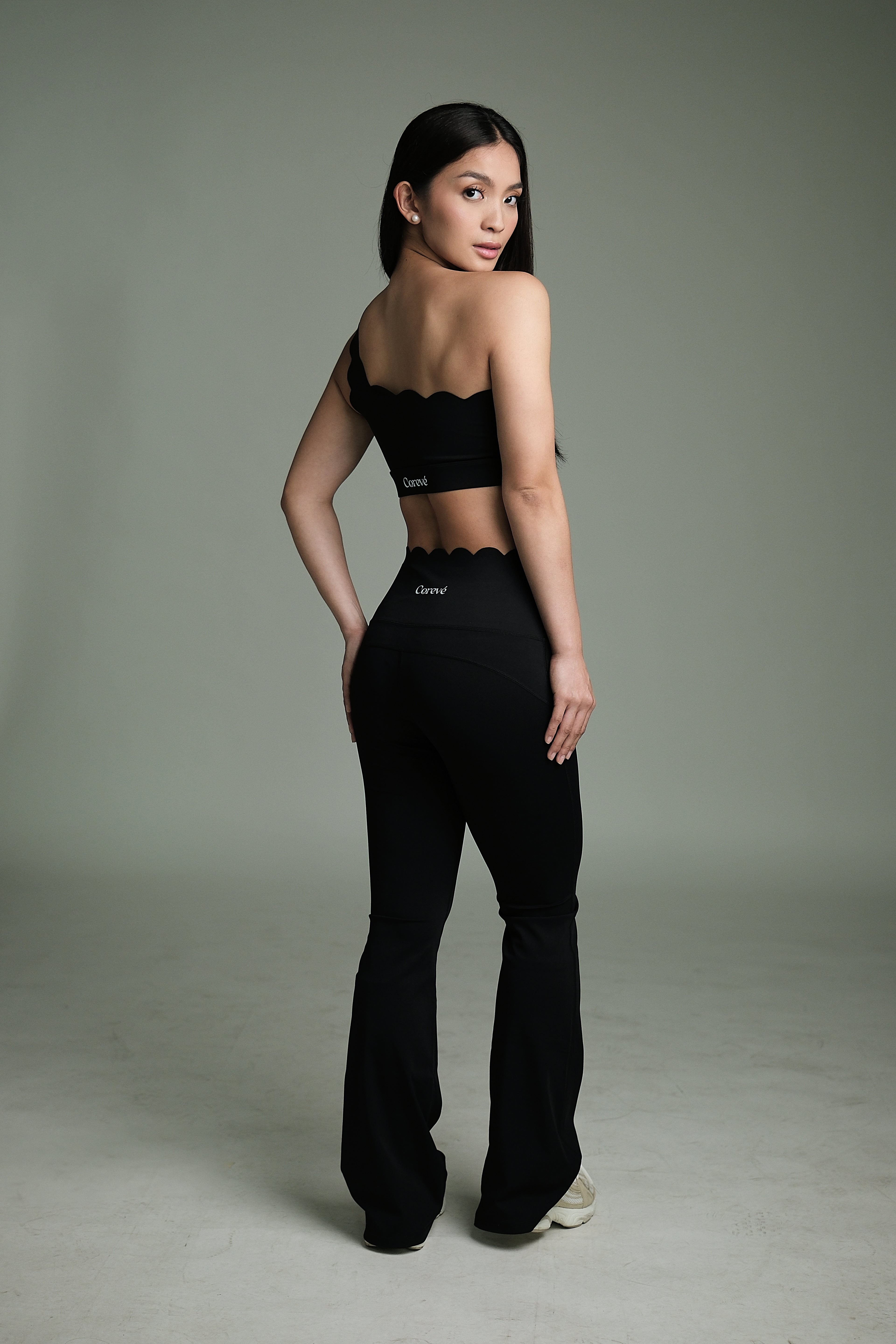CORE LUXE FLARED PANTS CHARCOAL
